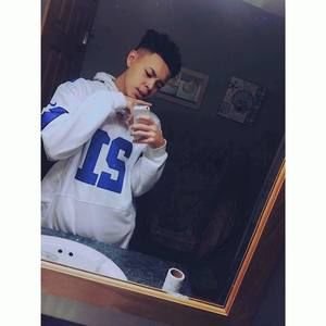 Meet your Posher, Jarett